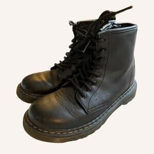 DOC MARTEN kids combat boots size US 2 black leather excellent